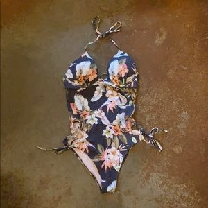 Shade & Shore one piece swimsuit